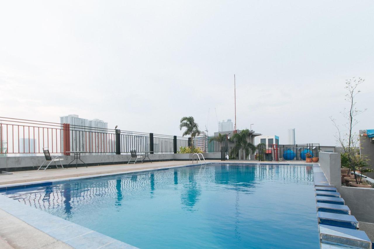 Reddoorz @ Melbourne Suites Makati Makati City ภายนอก รูปภาพ