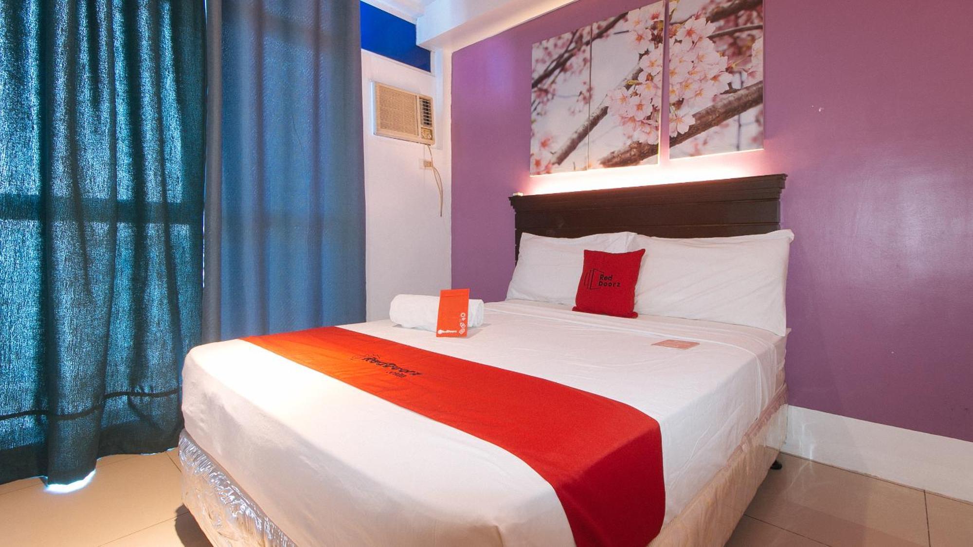 Reddoorz @ Melbourne Suites Makati Makati City ภายนอก รูปภาพ
